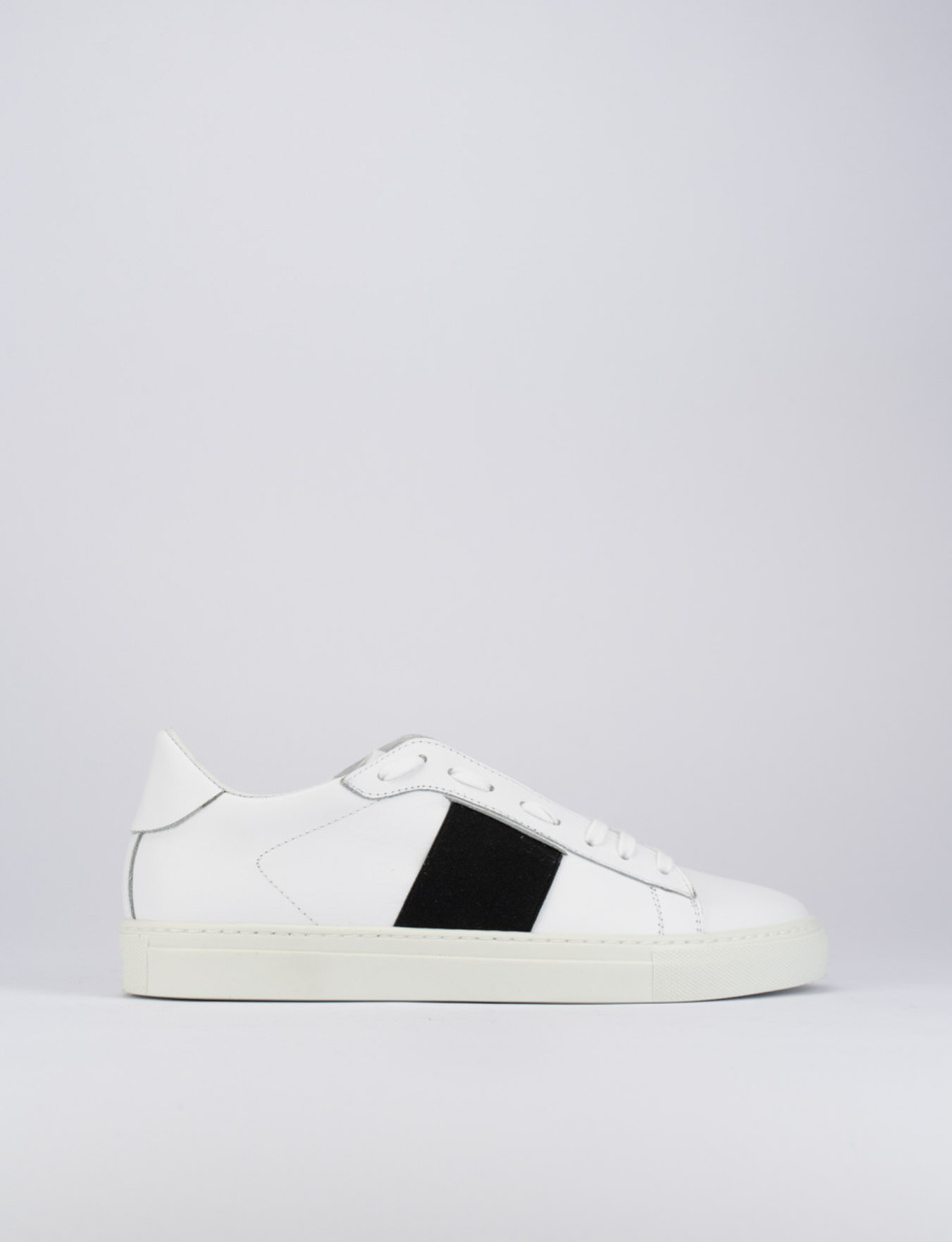 Sneakers white leather