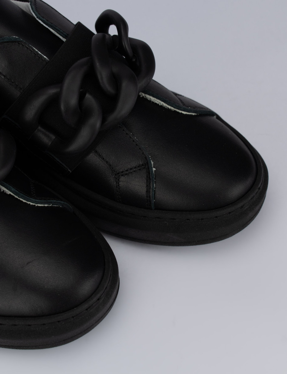Sneakers tacco 1cm pelle nero