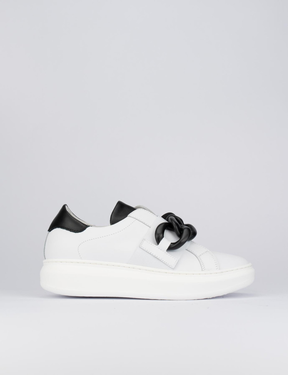 Sneakers white leather