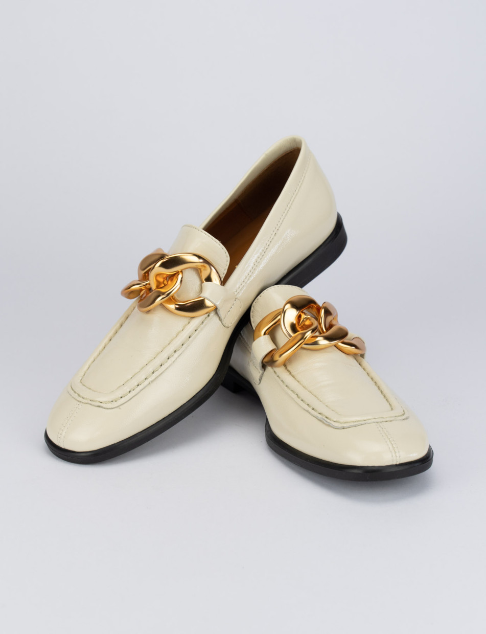 Loafers heel 1 cm white leather