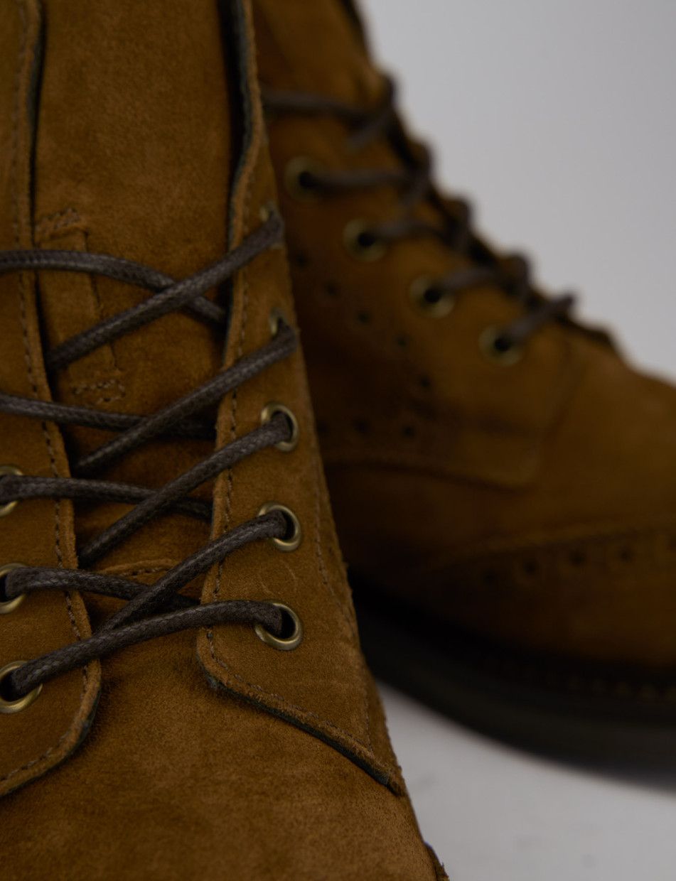 Combat boots brown chamois