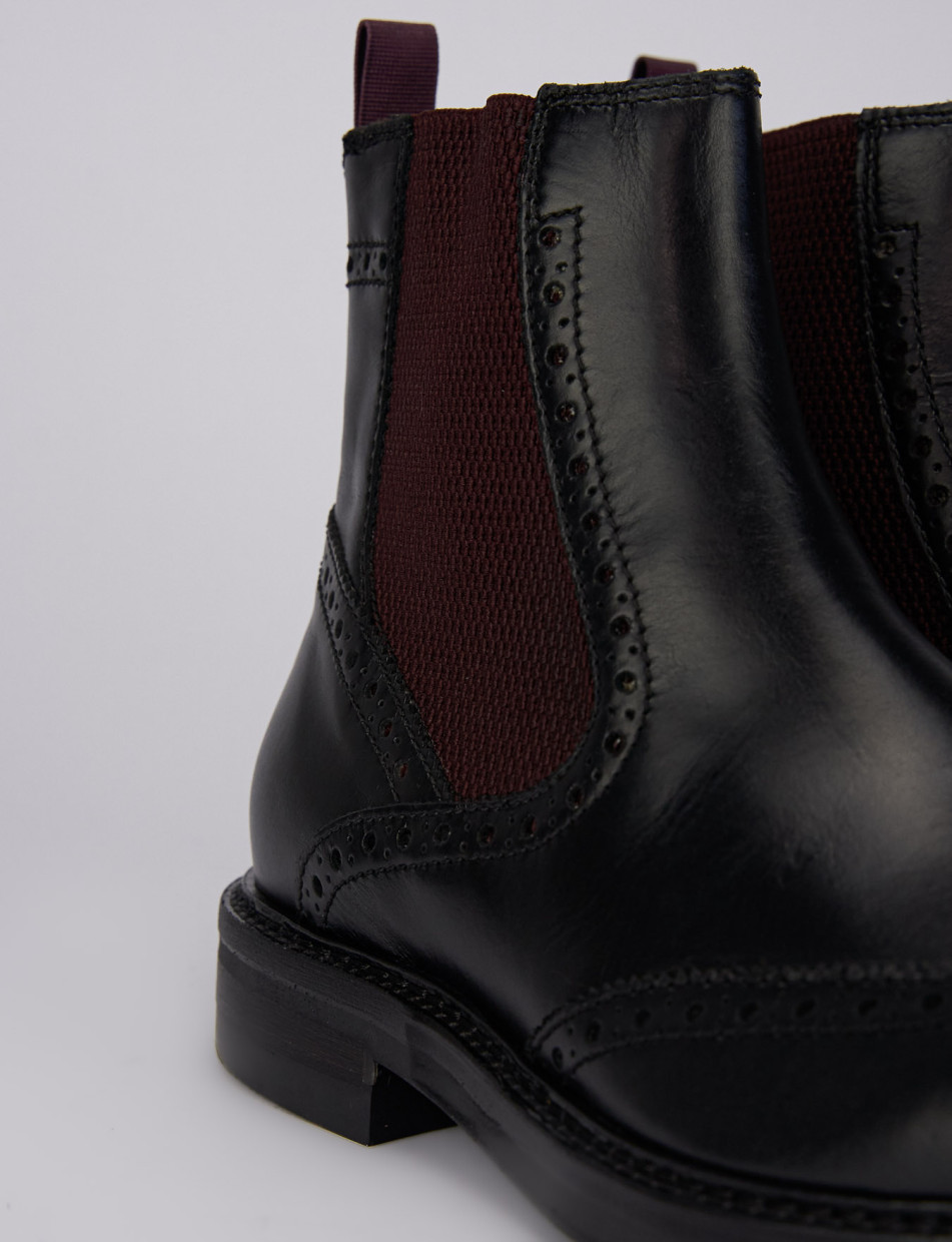 Ankle boots black leather