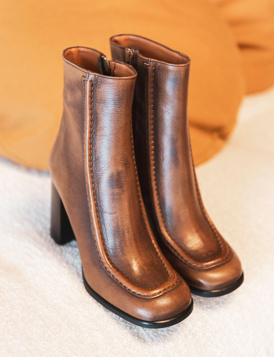 High heel ankle boots heel 9 cm brown leather