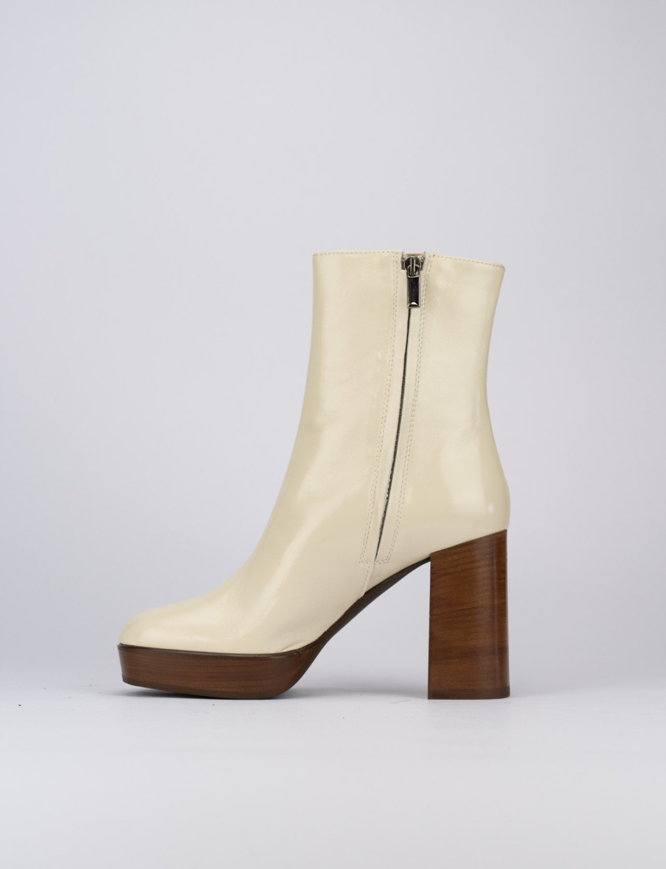 High heel ankle boots heel 9 cm white leather