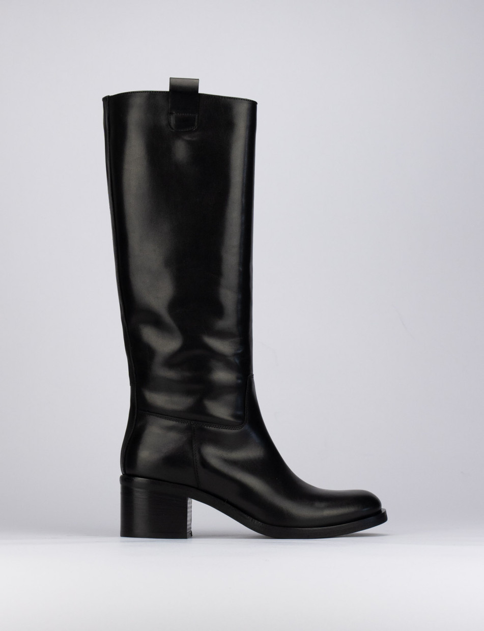 High heel boots heel 5 cm black leather