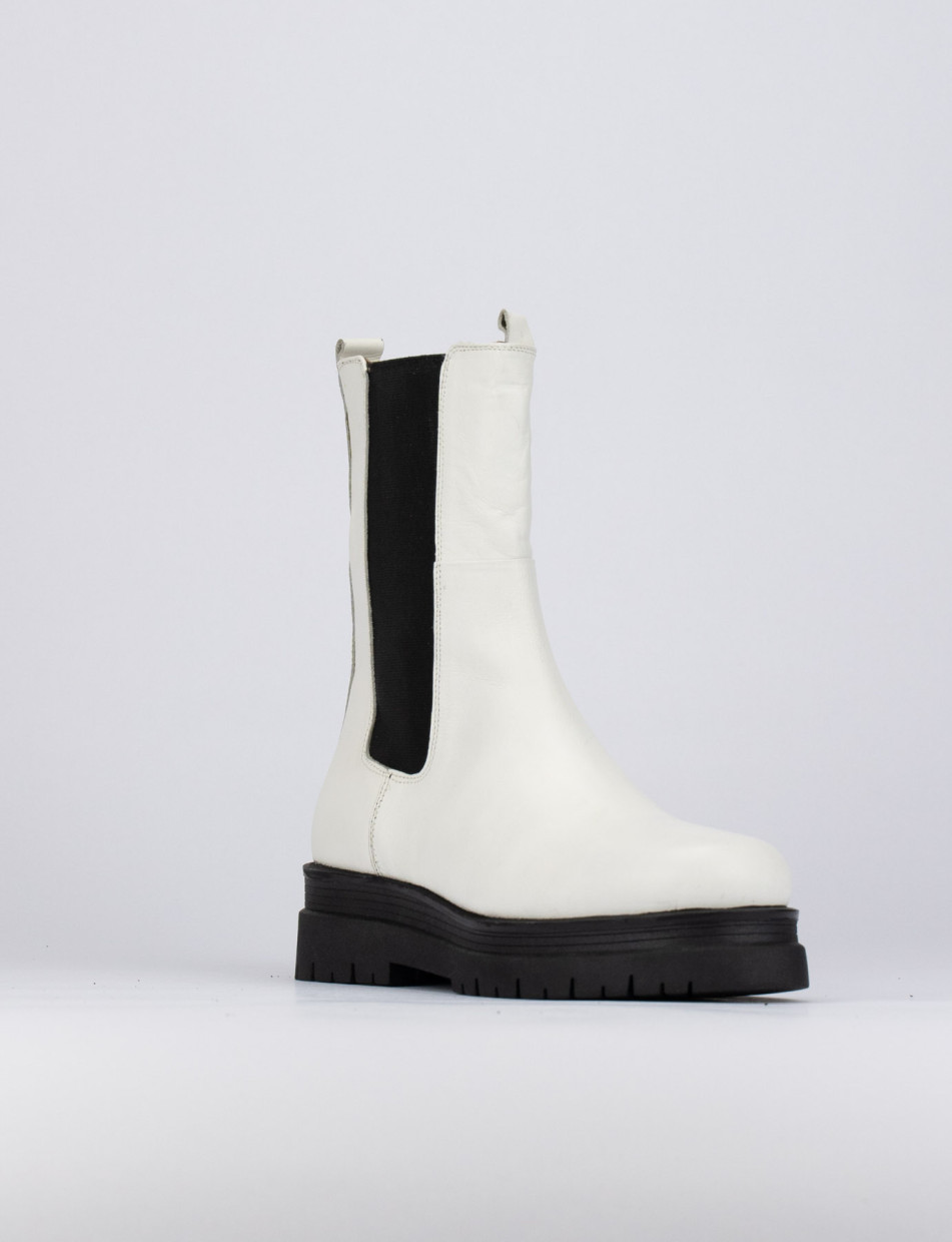 Tronchetto hot sale bianco pelle