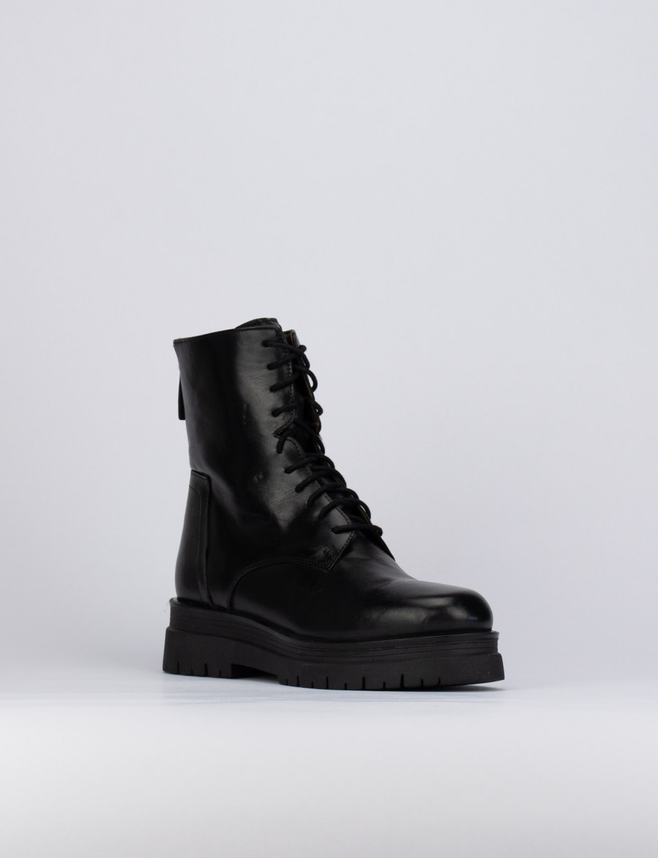 Combat boots heel 1 cm black leather