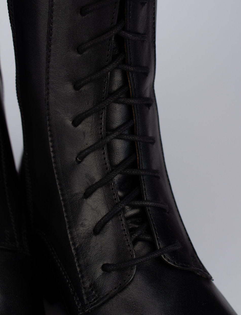 Combat boots heel 1 cm black leather