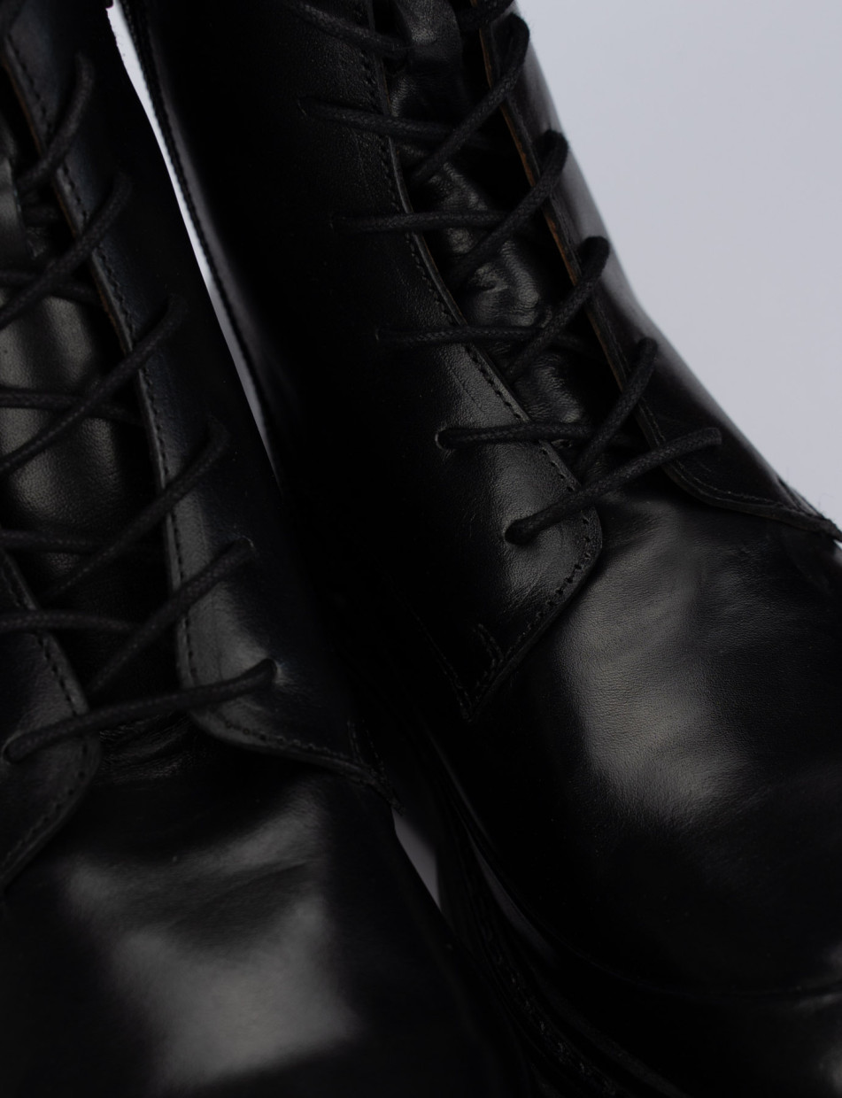 Combat boots heel 1 cm black leather