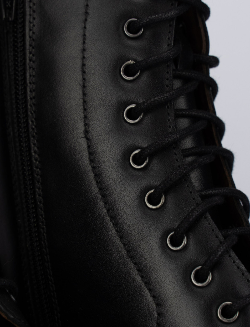 Combat boots heel 2 cm black leather