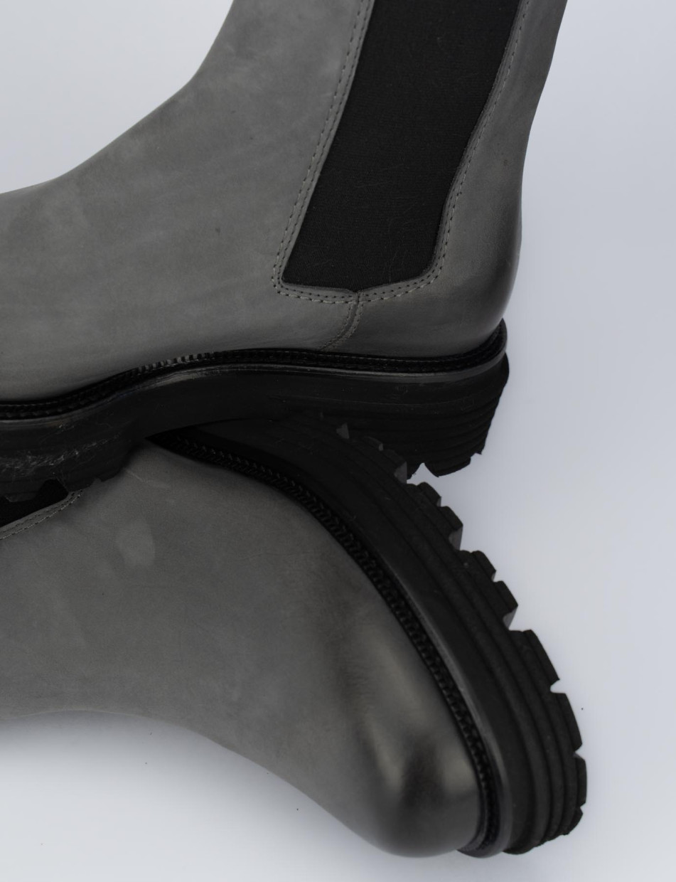 Low heel ankle boots heel 2 cm grey nabuk