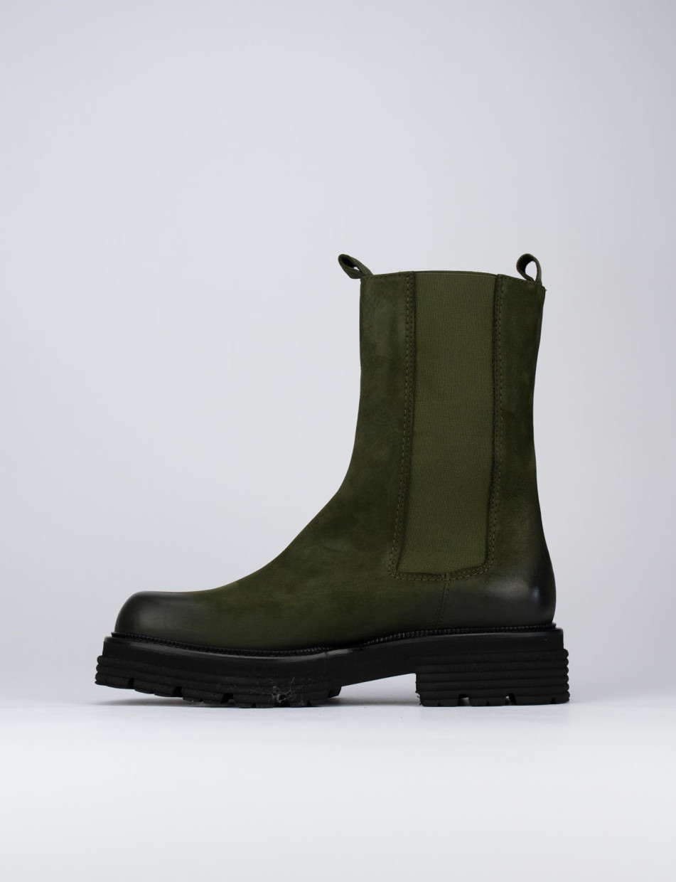 Low heel ankle boots heel 2 cm green nabuk