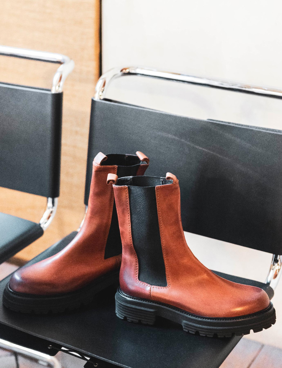 Low heel ankle boots heel 2 cm brown leather