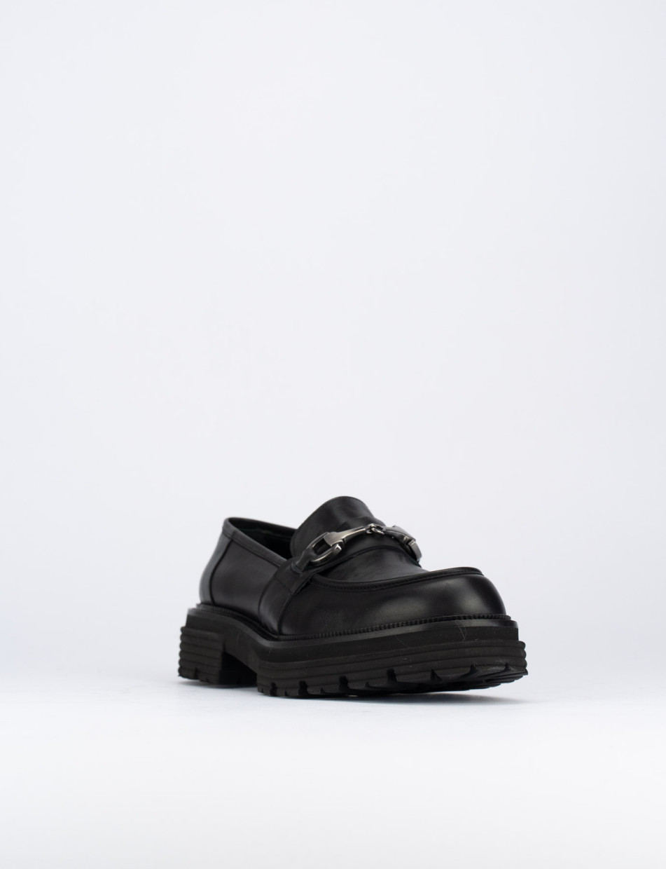 Loafers heel 2 cm black leather