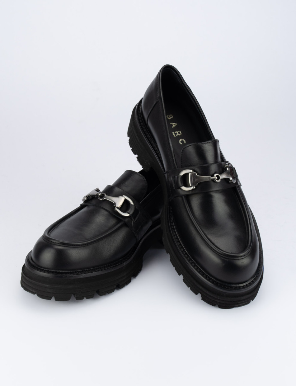 Loafers heel 2 cm black leather