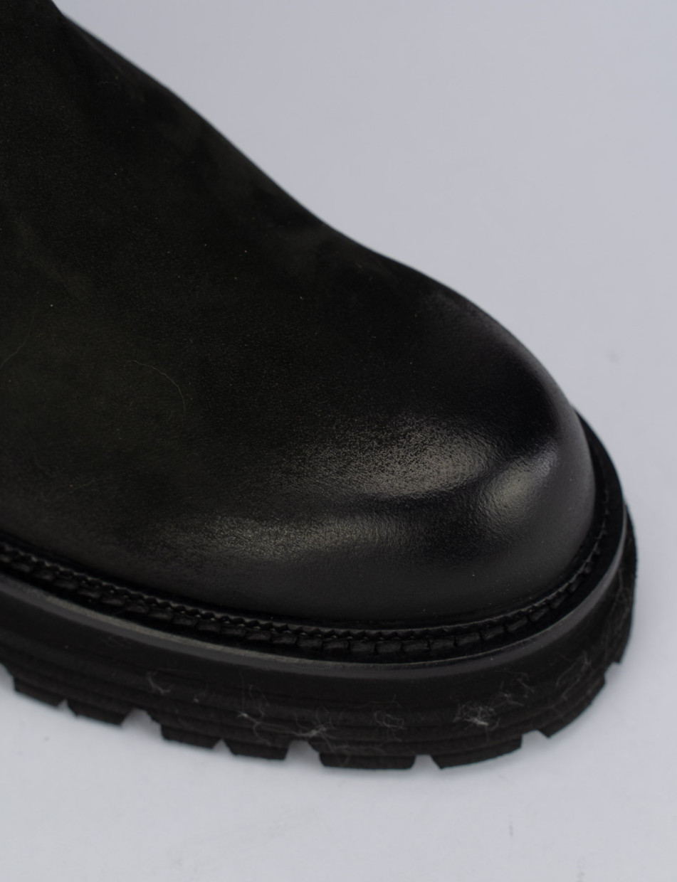 Low heel ankle boots heel 1 cm black nabuk