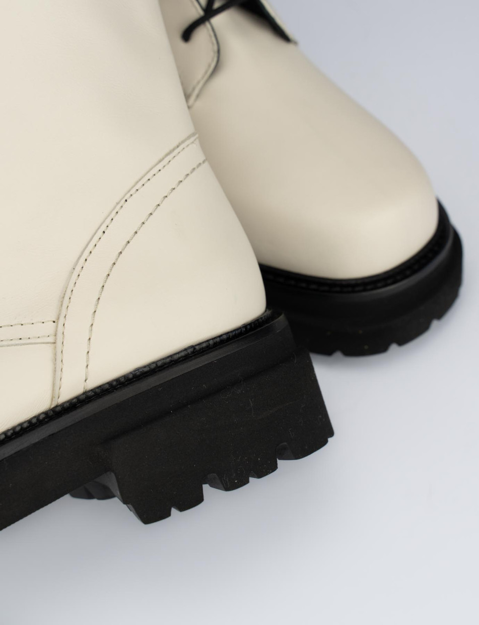 Combat boots heel 1 cm white leather