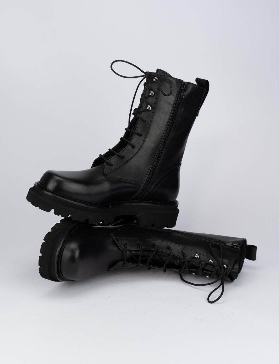 Combat boots heel 1 cm black leather