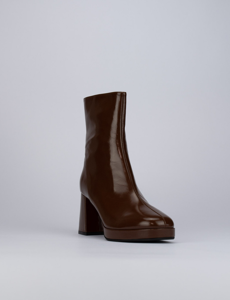 High heel ankle boots heel 6 cm dark brown leather