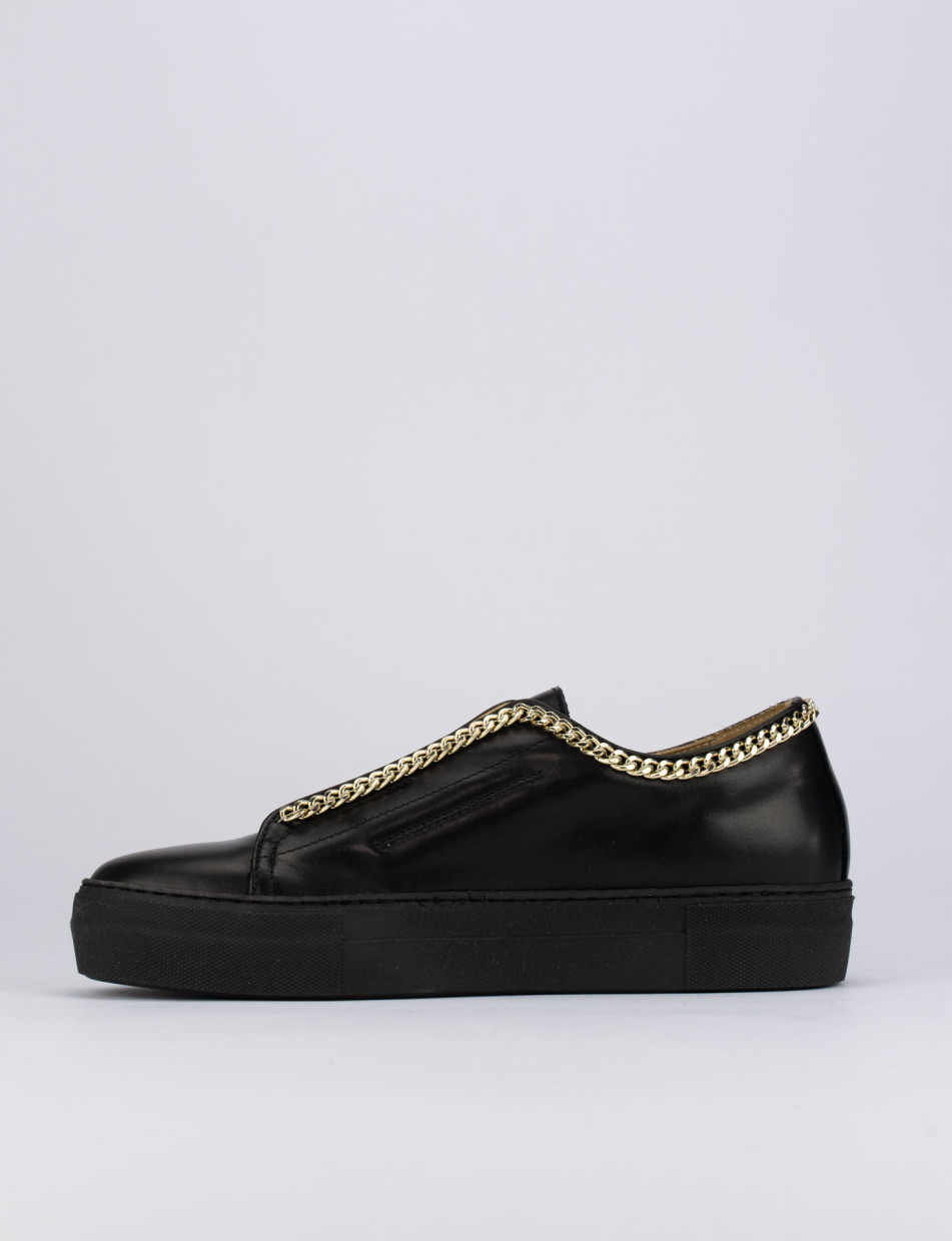 Sneakers black leather