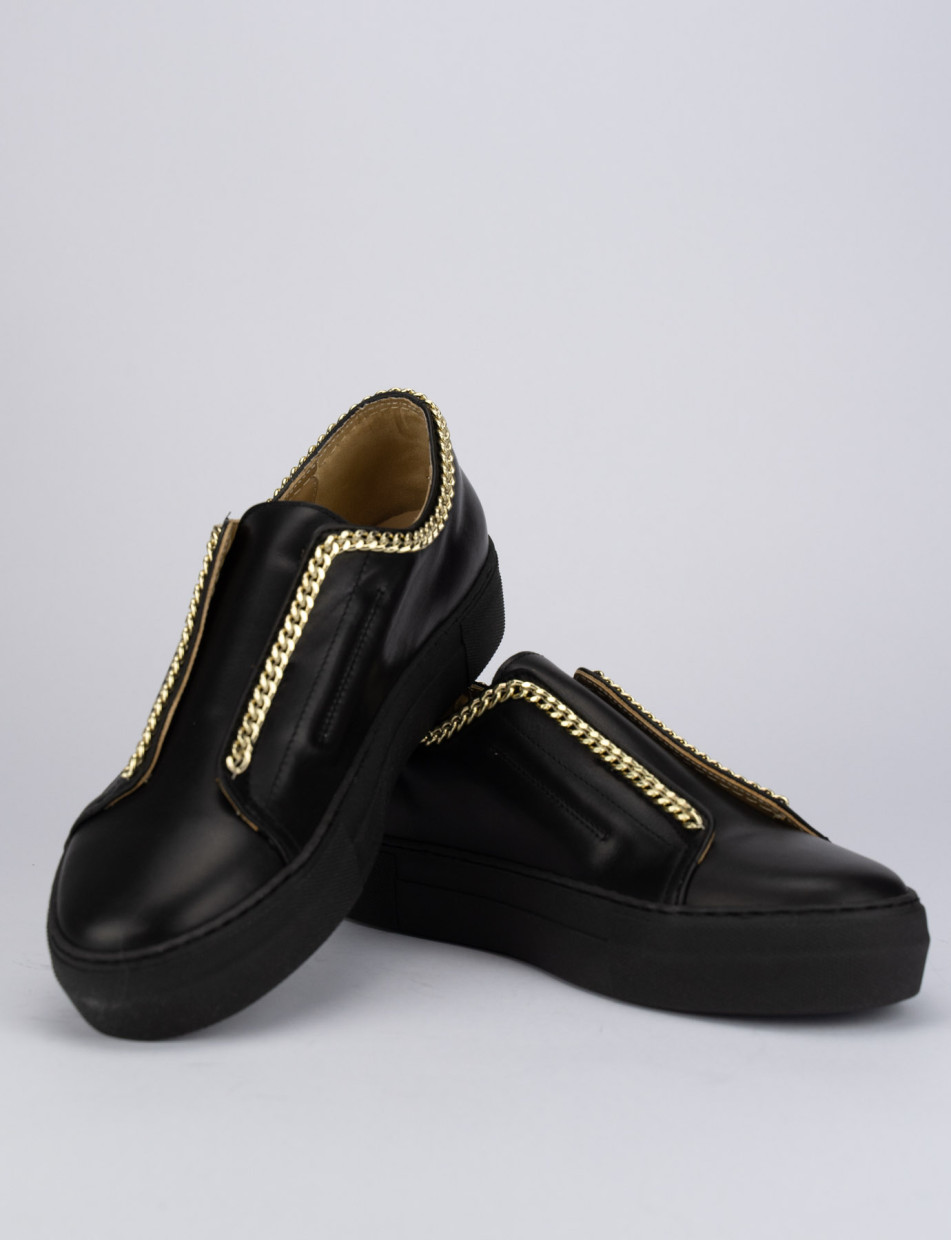 Sneakers black leather