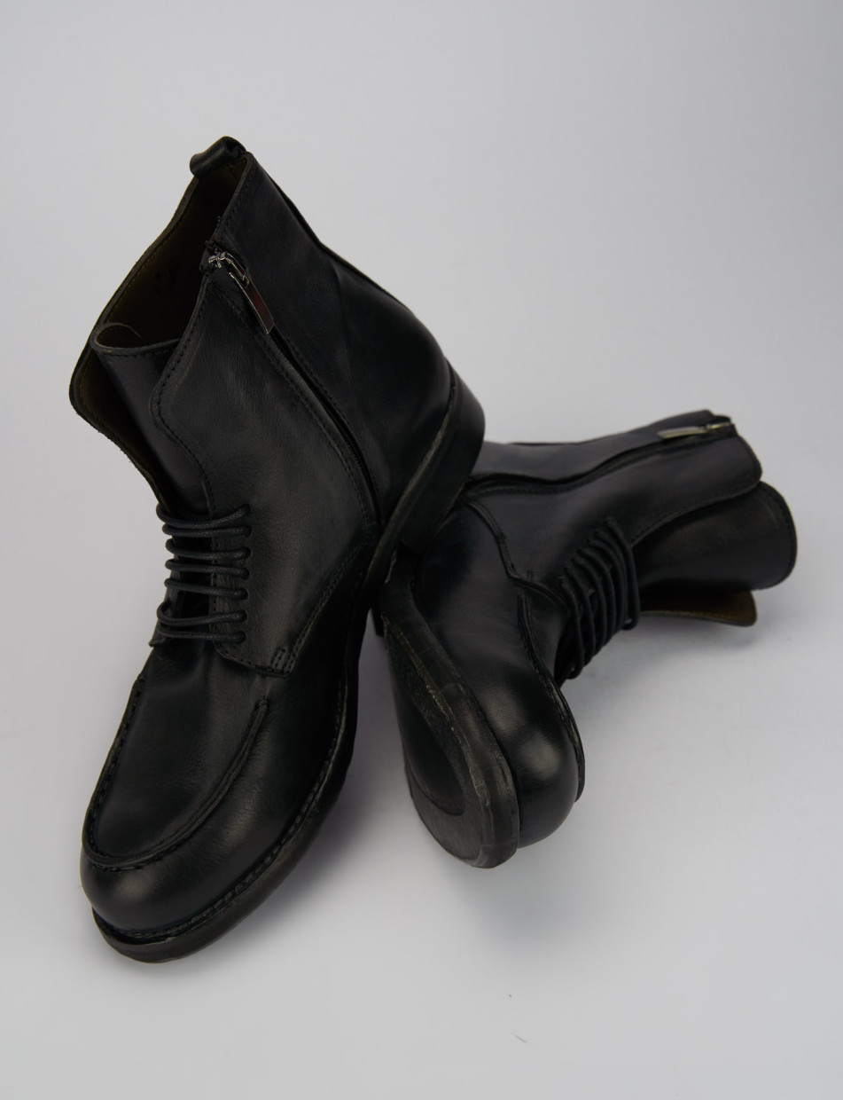 Combat boots heel 1 cm black leather