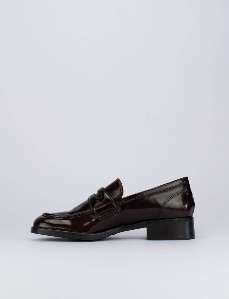 Loafers heel 2 cm bordeaux leather