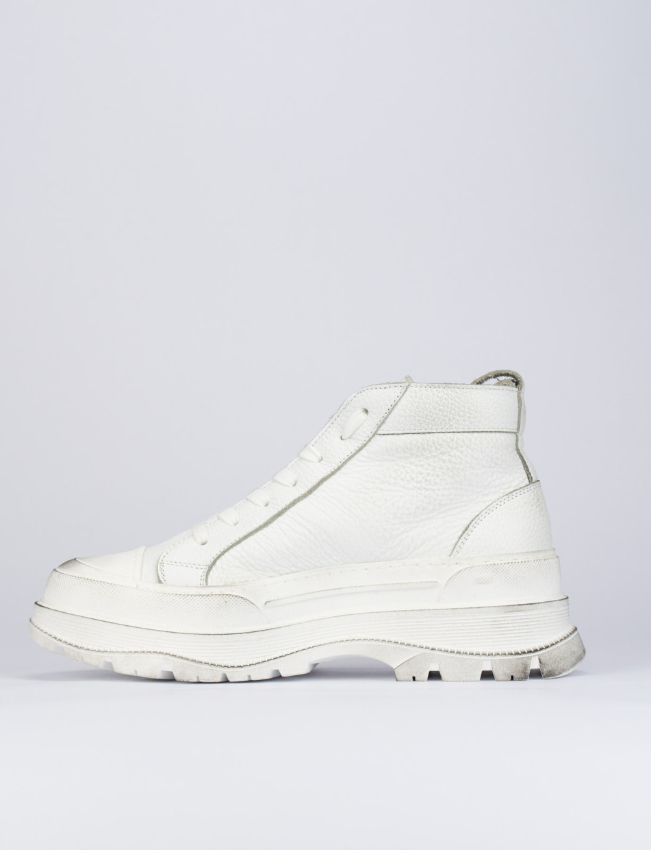 Sneakers white leather