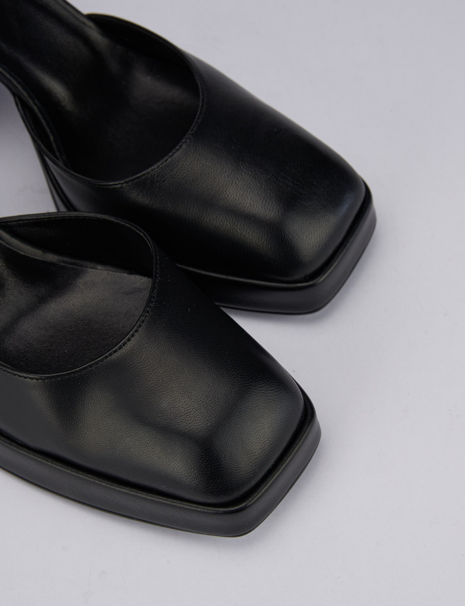 Pumps heel 9 cm black leather