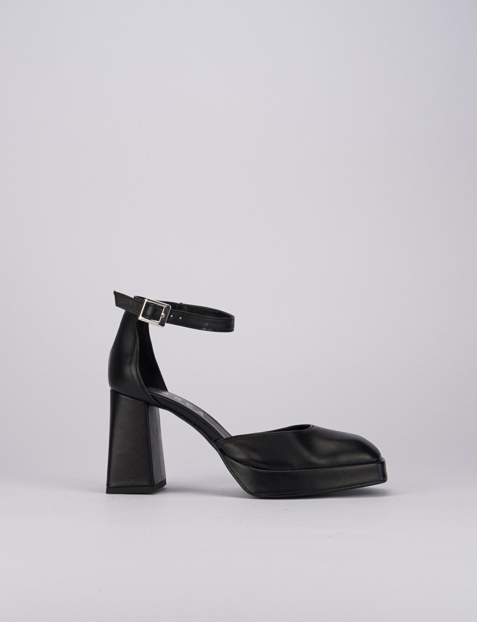 Pumps heel 9 cm black leather