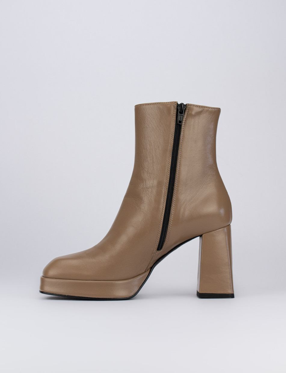 High heel ankle boots heel 10 cm beige leather