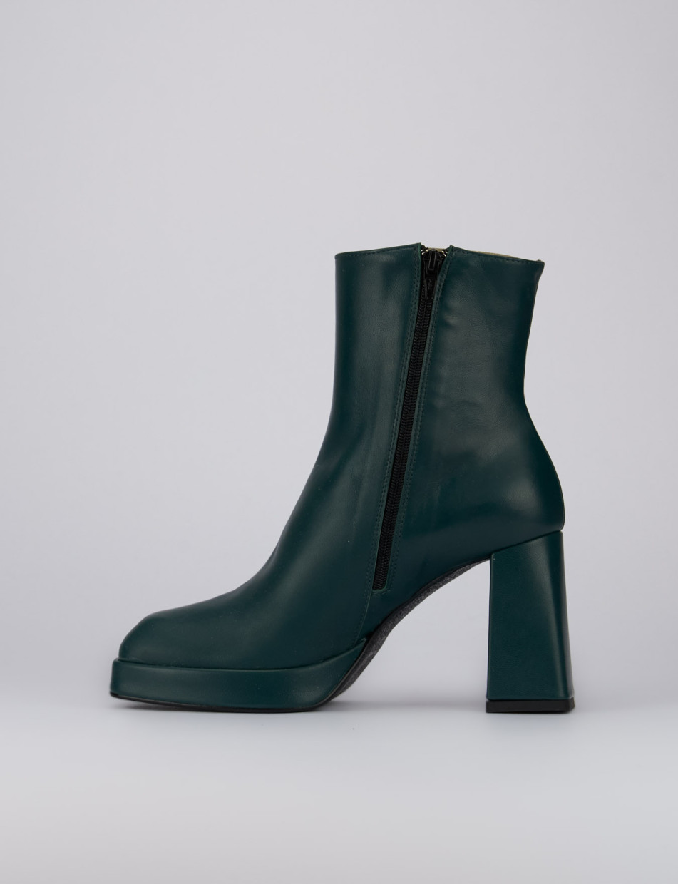 High heel ankle boots heel 9 cm green leather