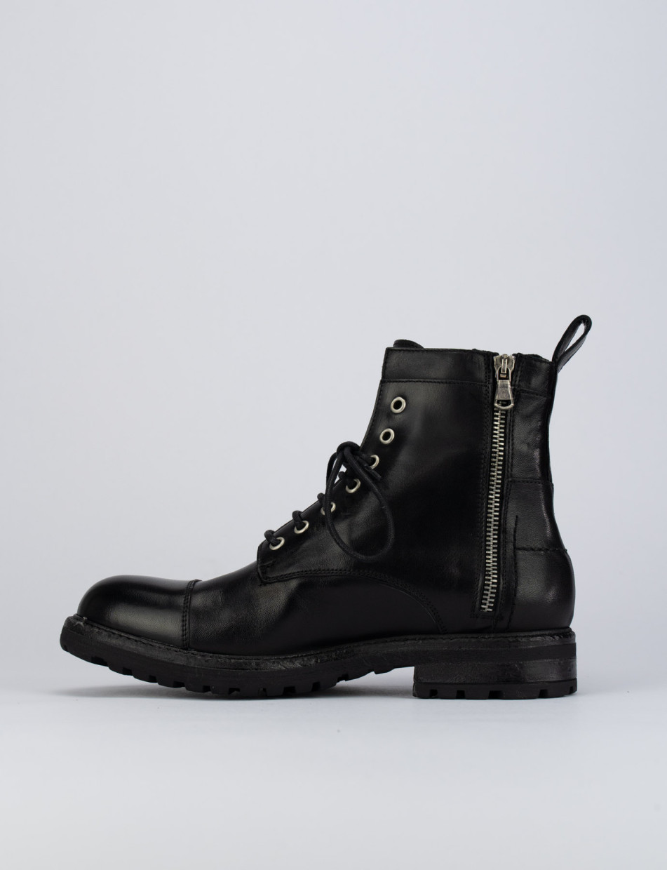 Combat boots heel 1 cm black leather