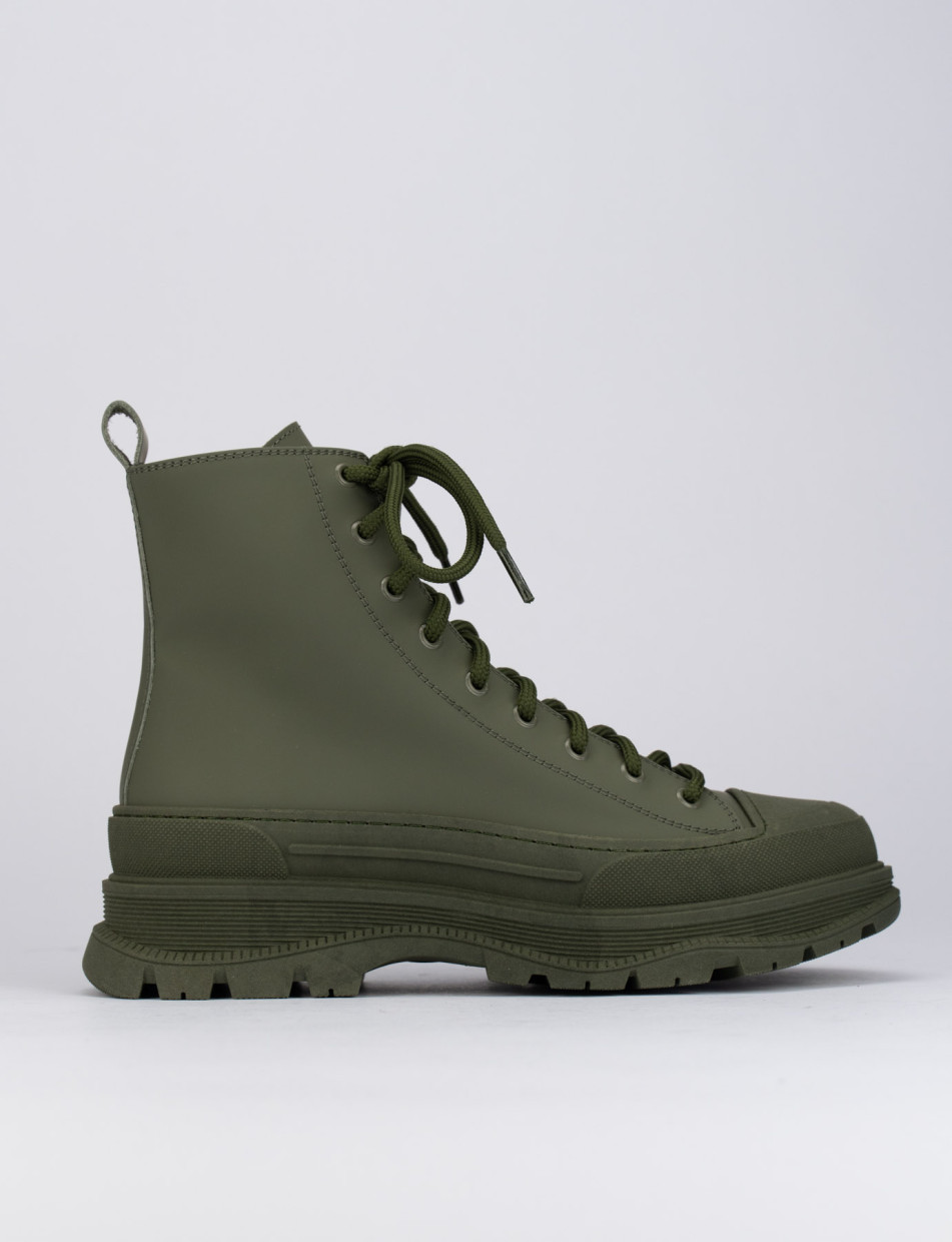 Combat boots heel 1 cm green leather