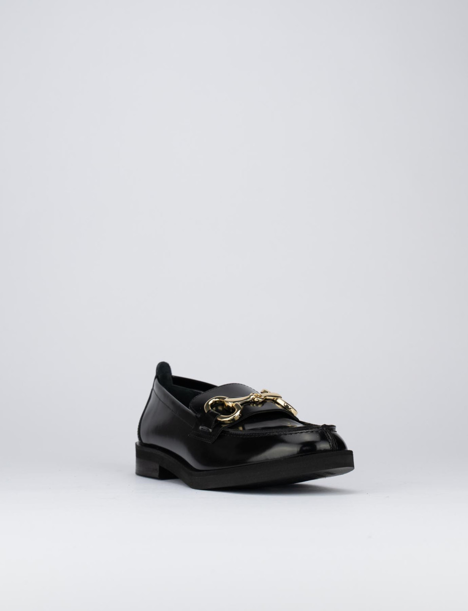 Loafers heel 2 cm black leather