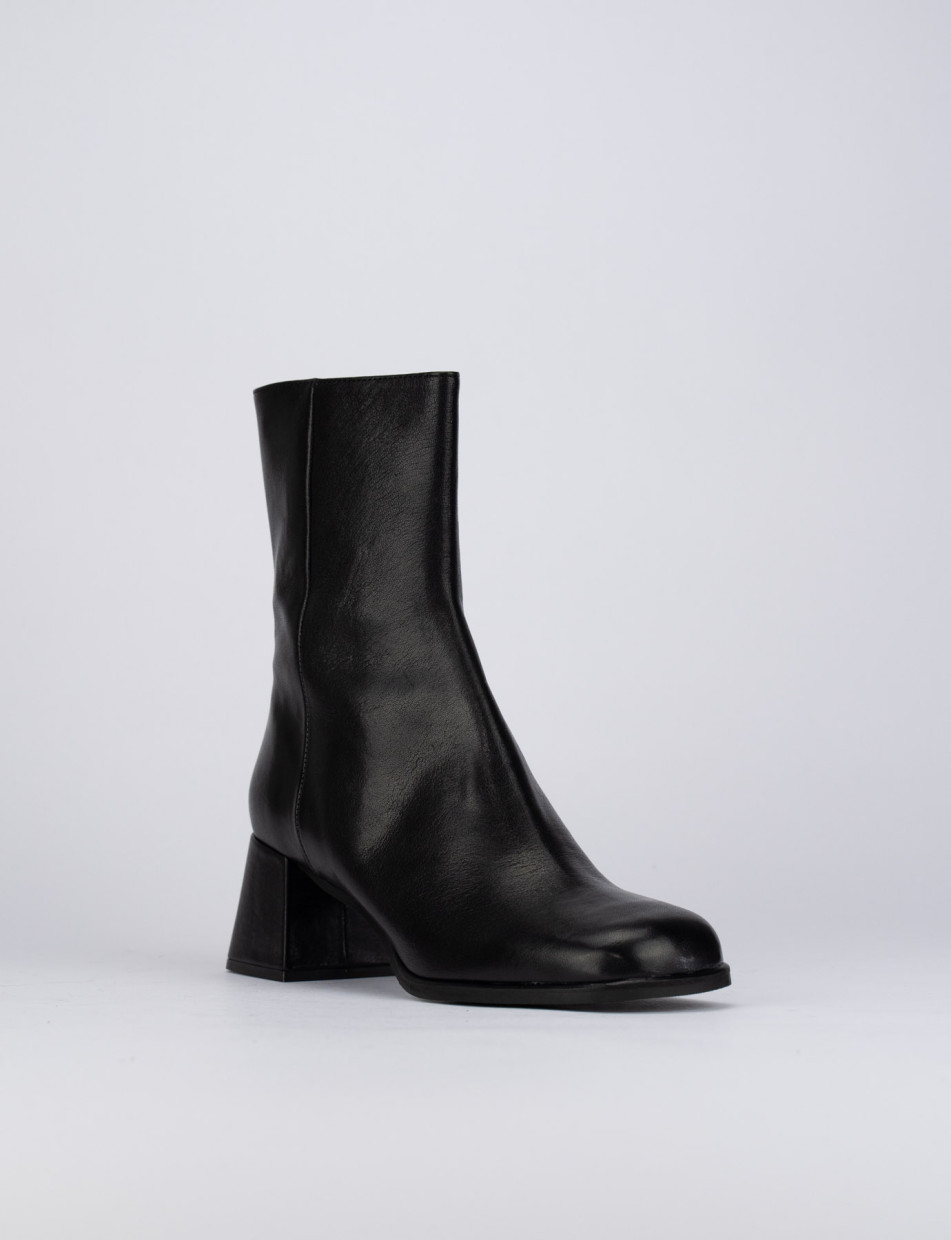 6 inch top heel ankle boots
