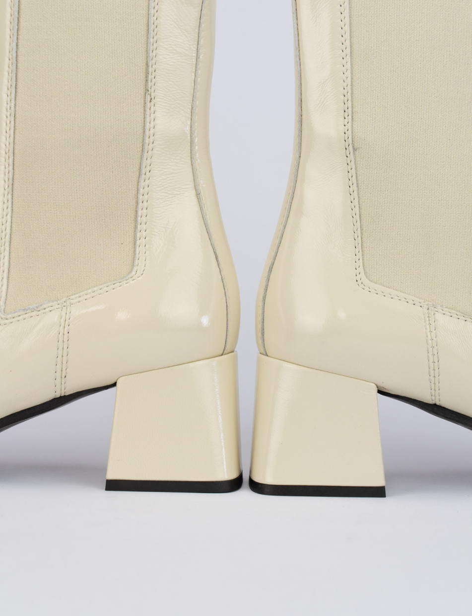 Stivaletti tacco 5cm pelle bianco