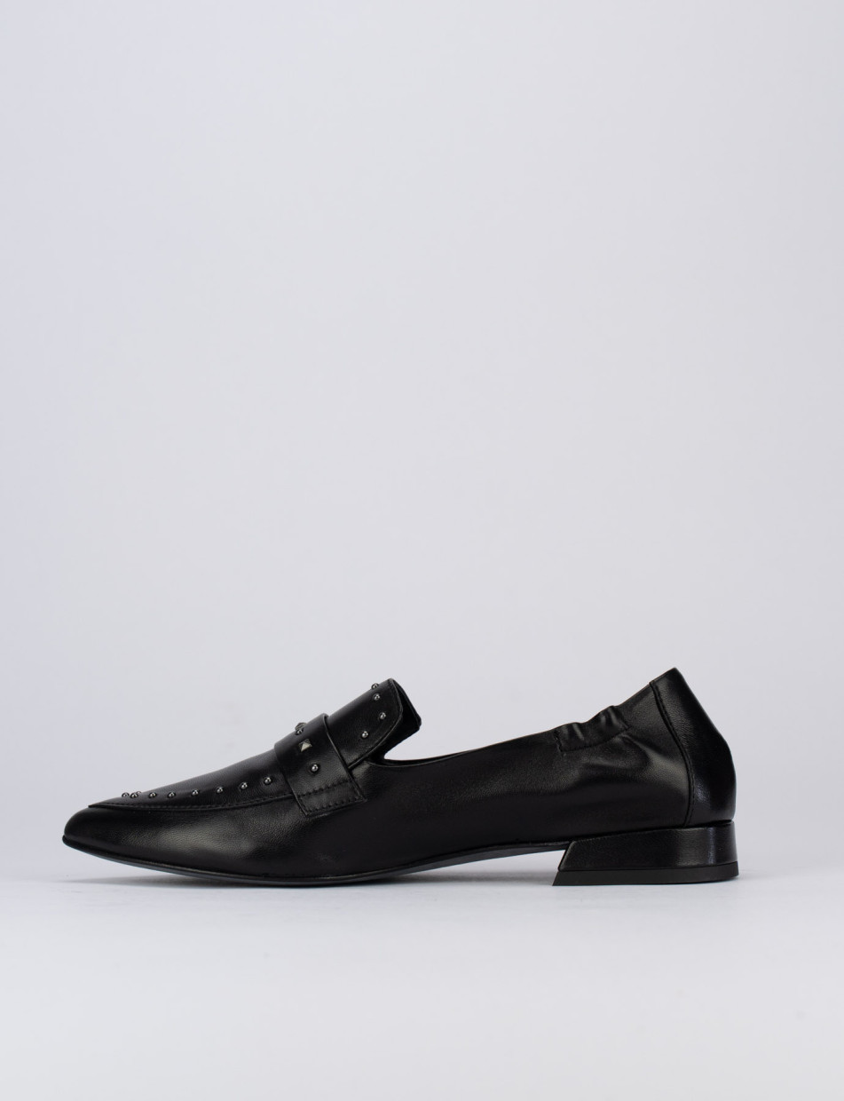 Loafers heel 1 cm black leather