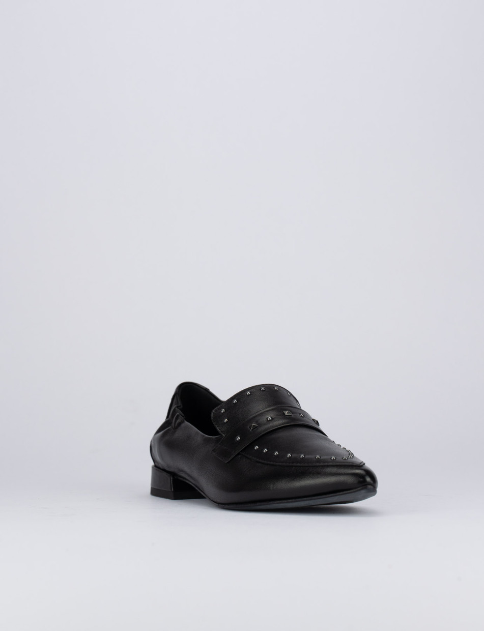 Loafers heel 1 cm black leather