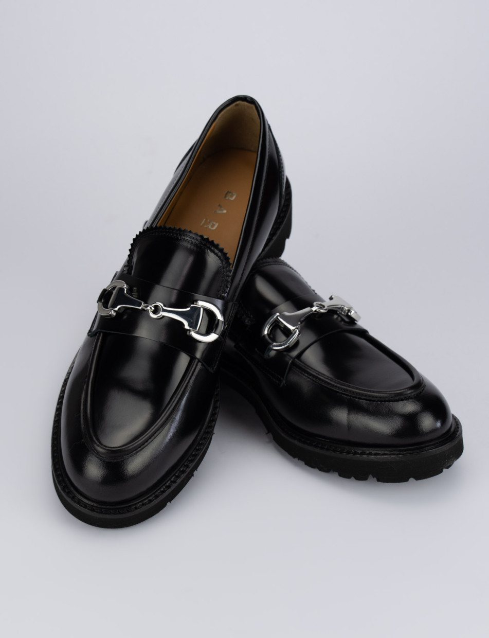 Loafers heel 1 cm black leather