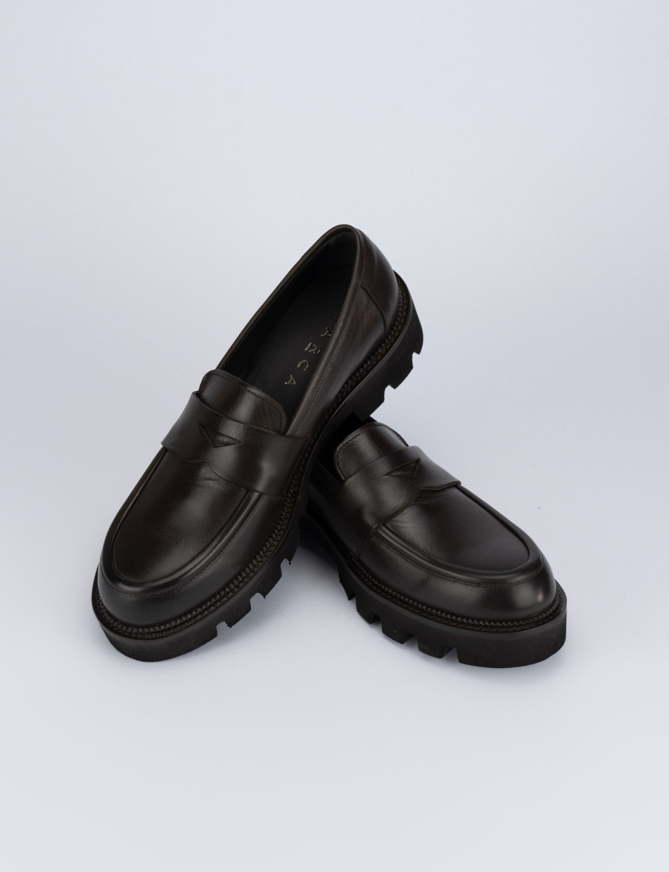 Loafers heel 2 cm dark brown leather