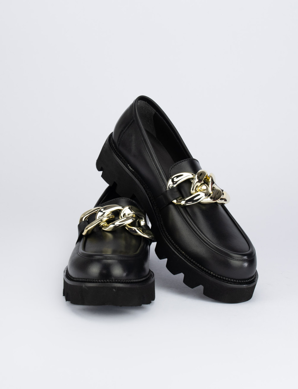 Loafers heel 2 cm black leather