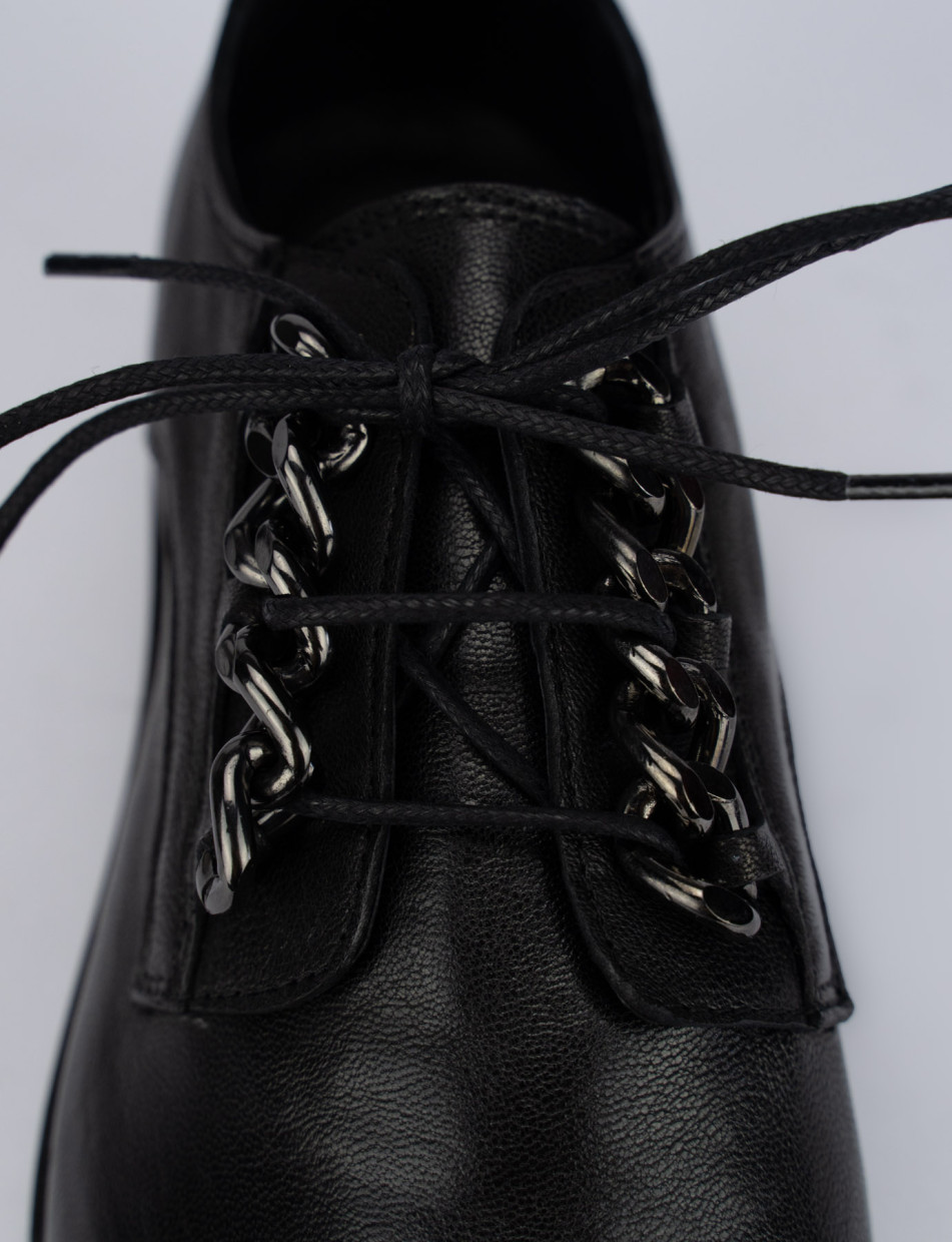 Lace-up shoes heel 1 cm black leather