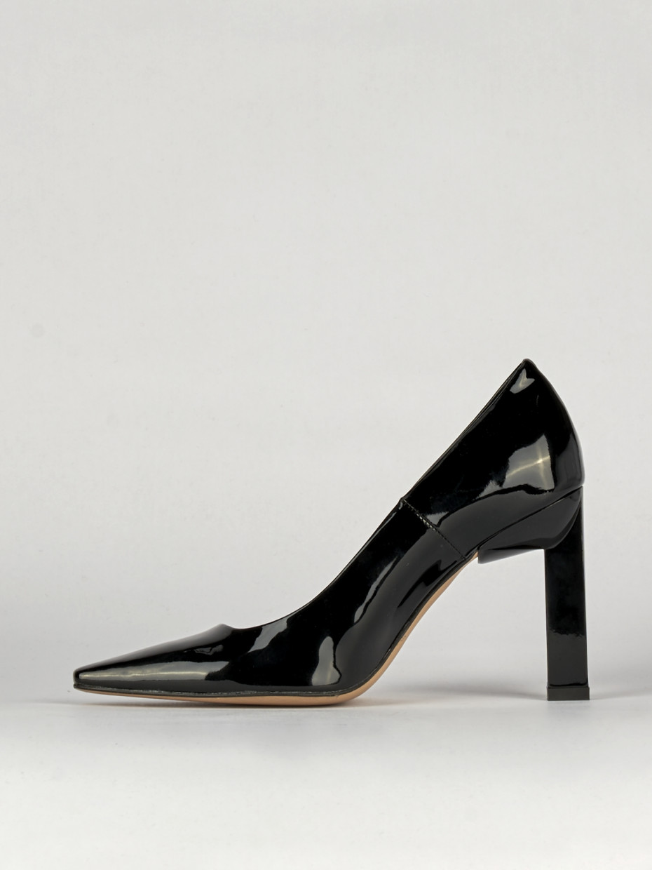 Decolte' tacco 9 cm nero vernice