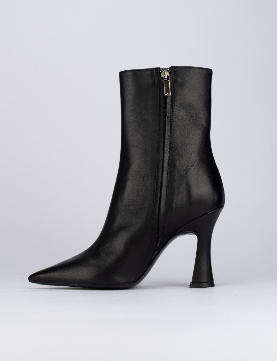 Ladies black store pointed ankle boots