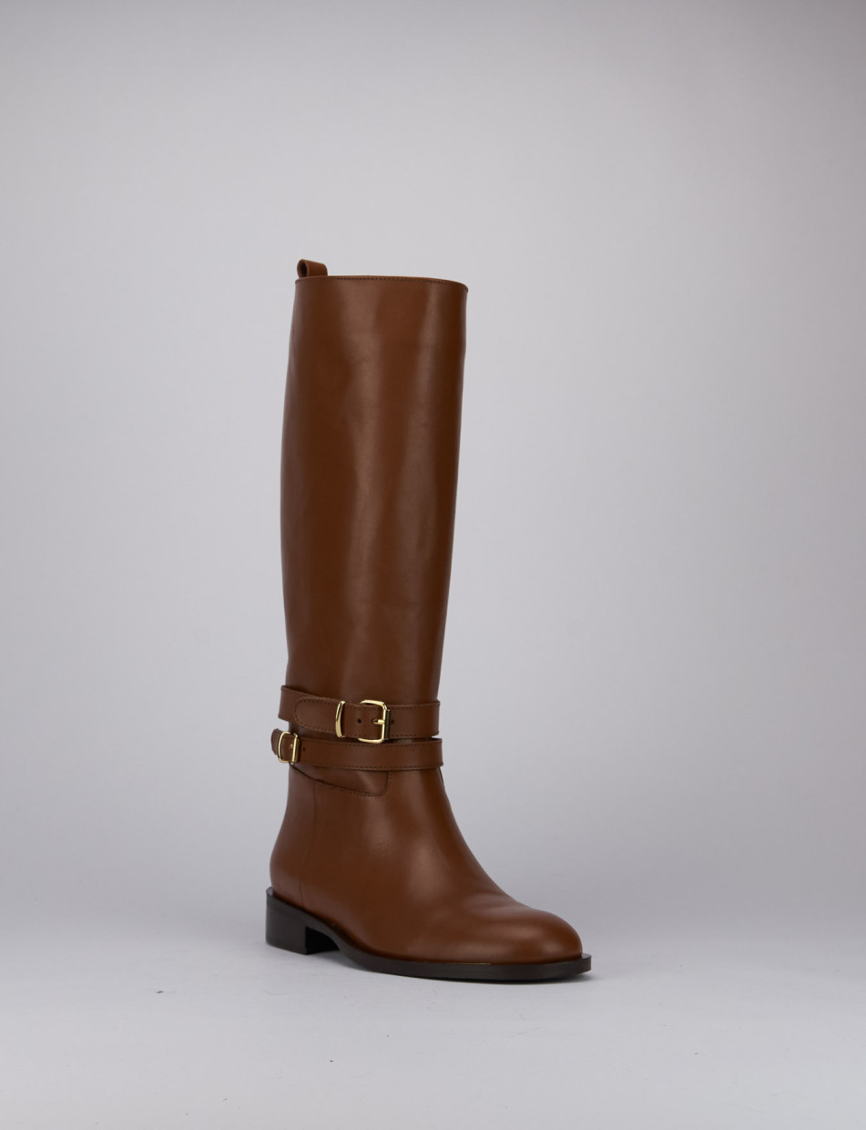 Brown leather tall boots low heel sales