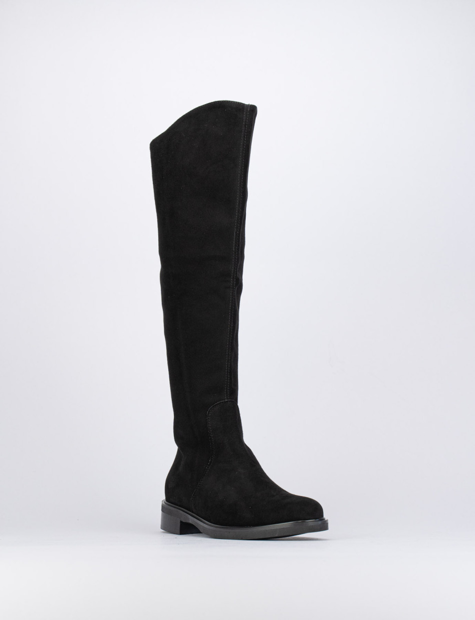 Low heel boots heel 2 cm black chamois