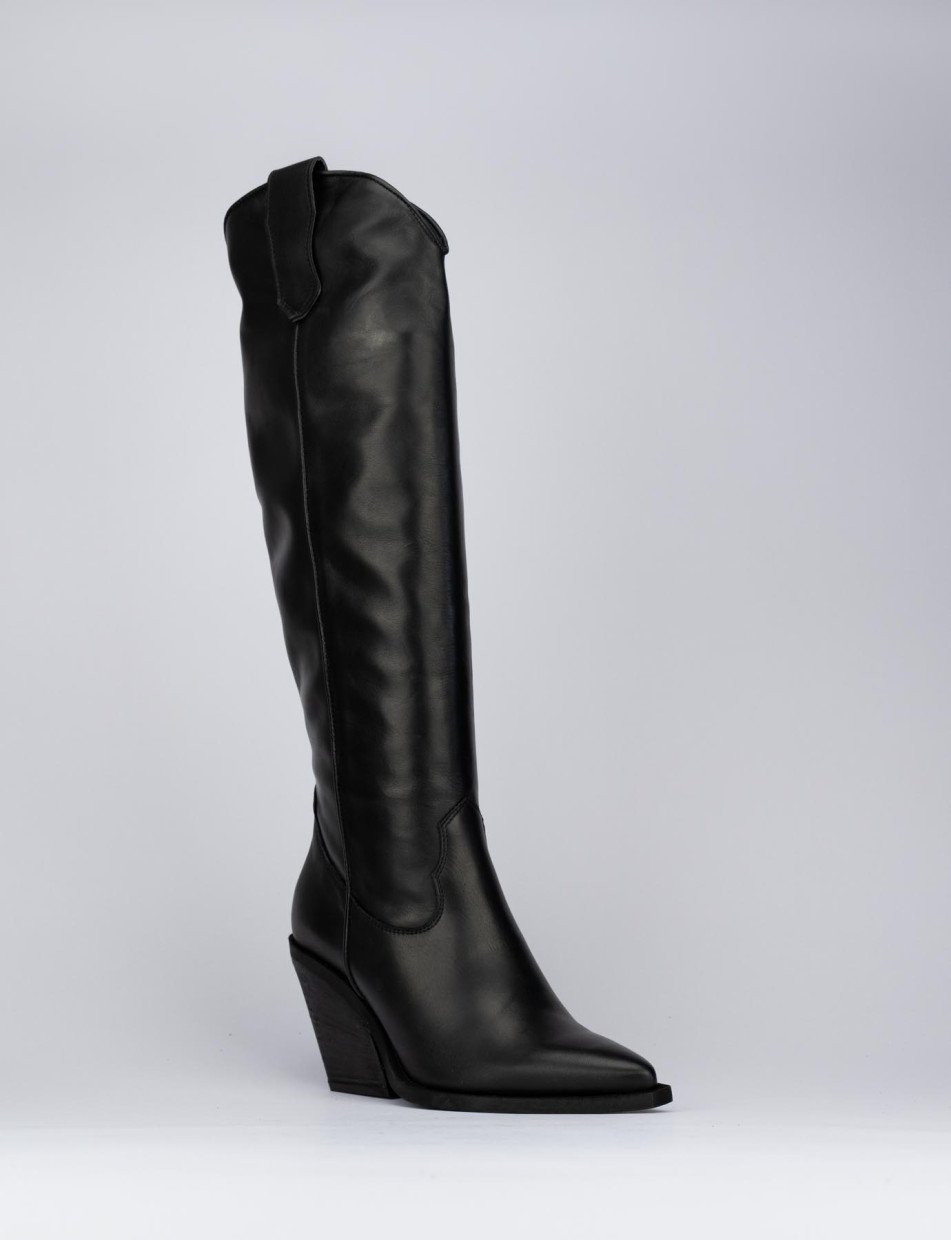 High heel boots heel 9 cm black leather