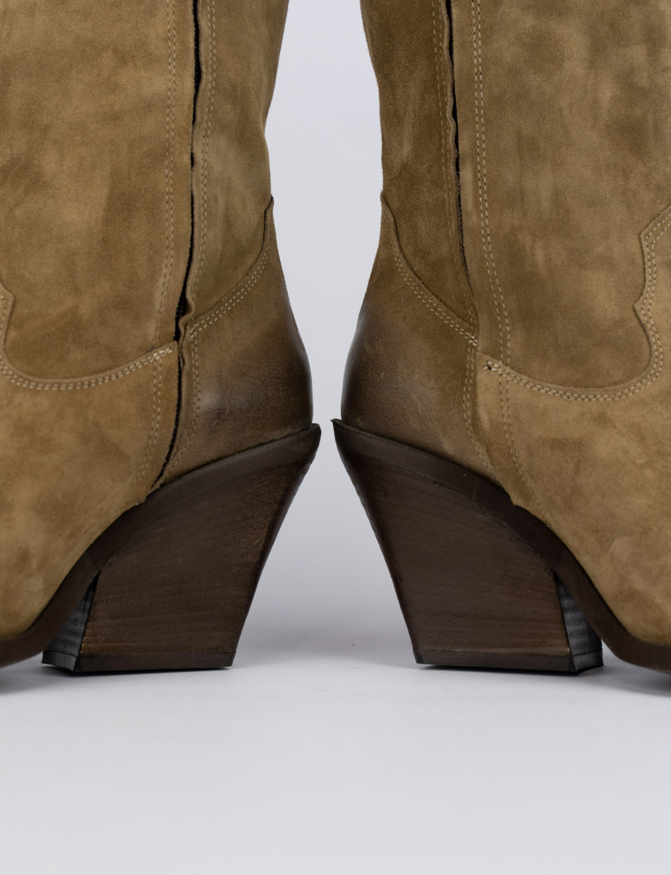 High heel boots heel 8 cm beige chamois
