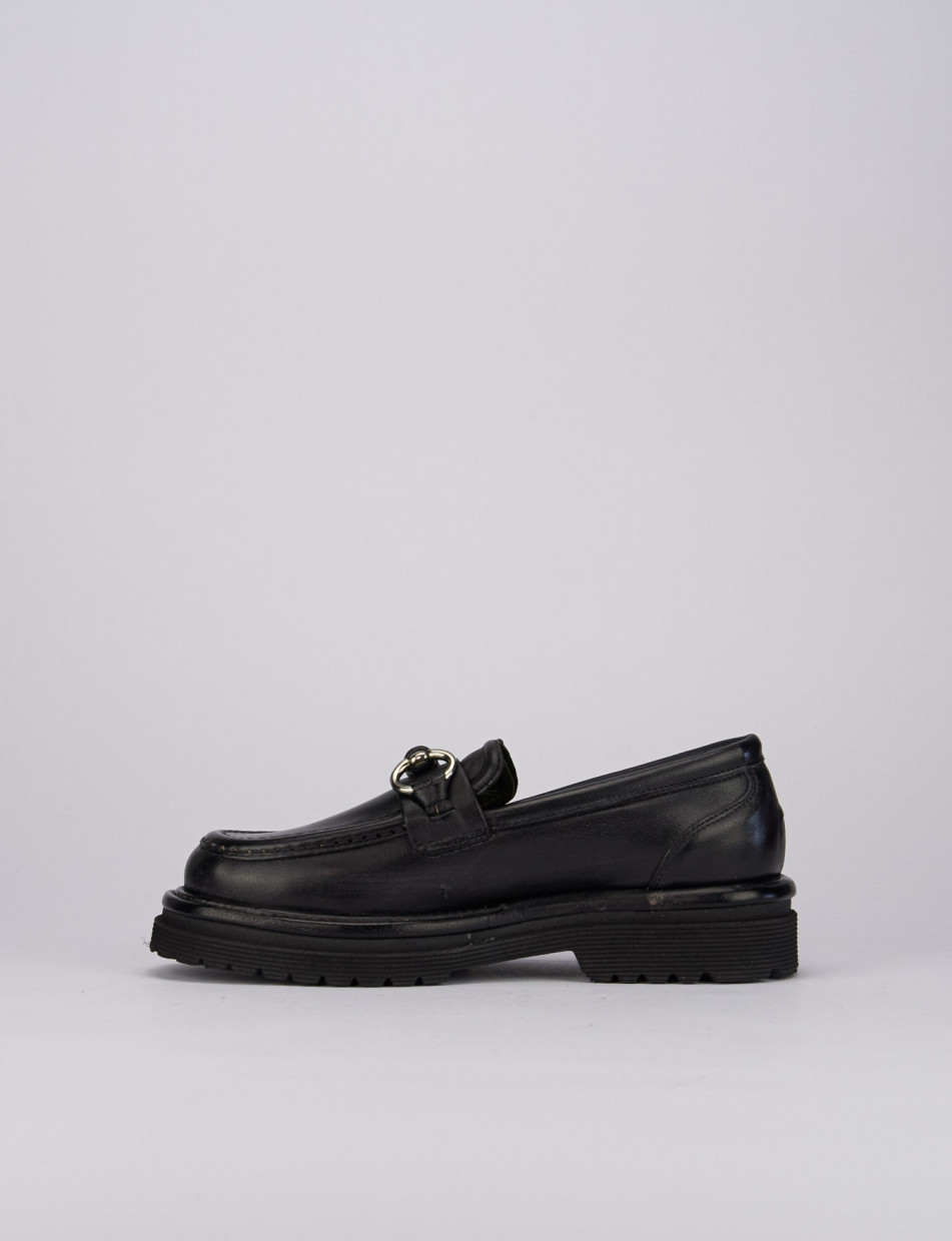 Mocassino tacco 1 cm nero pelle